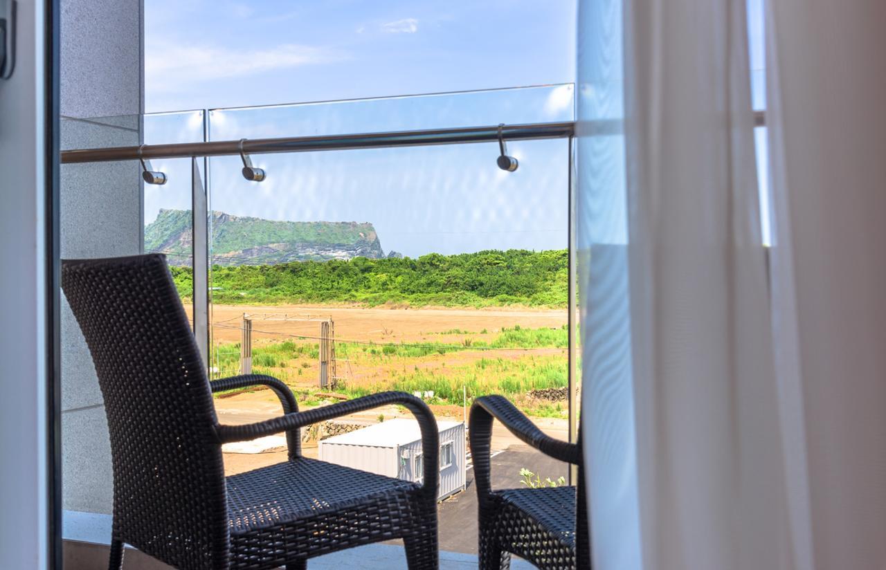 Thira Hotel Seogwipo Zewnętrze zdjęcie