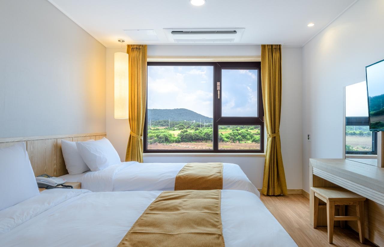 Thira Hotel Seogwipo Zewnętrze zdjęcie