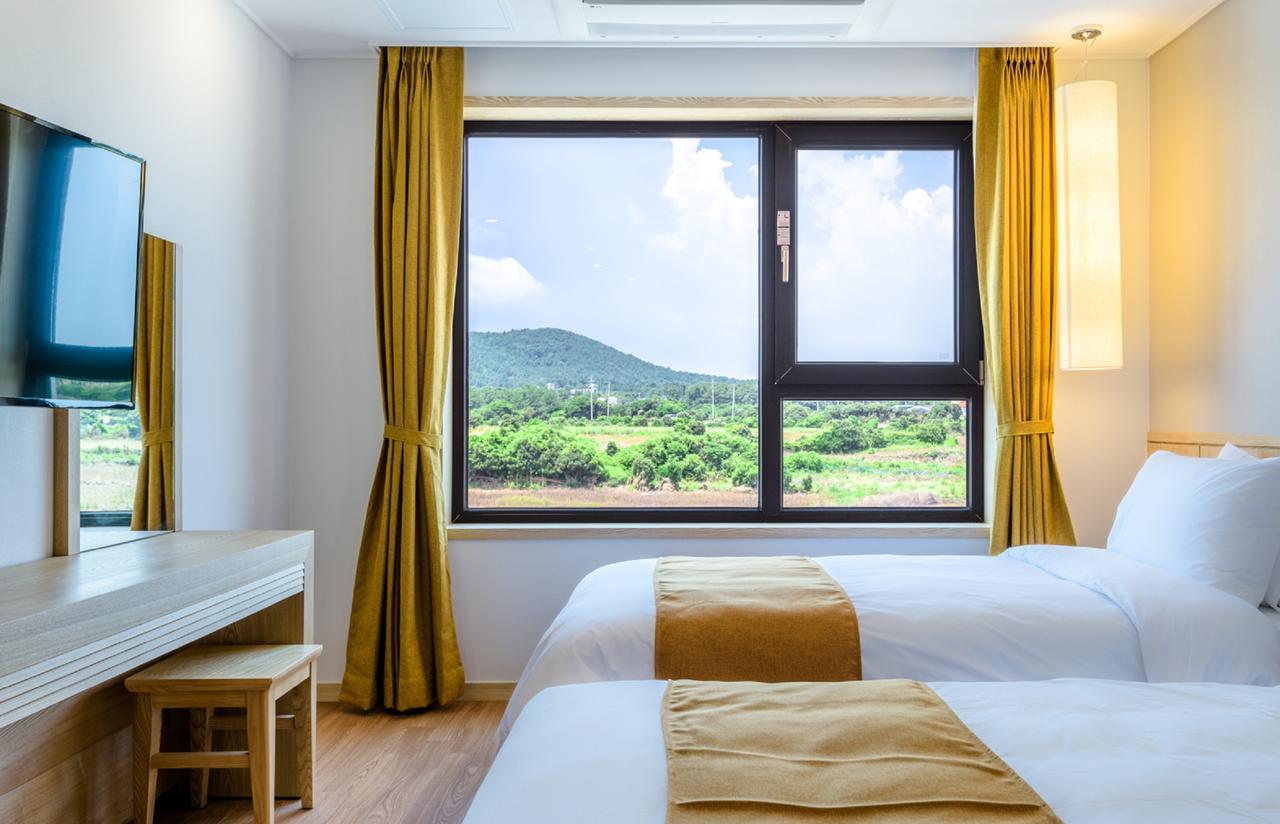 Thira Hotel Seogwipo Zewnętrze zdjęcie