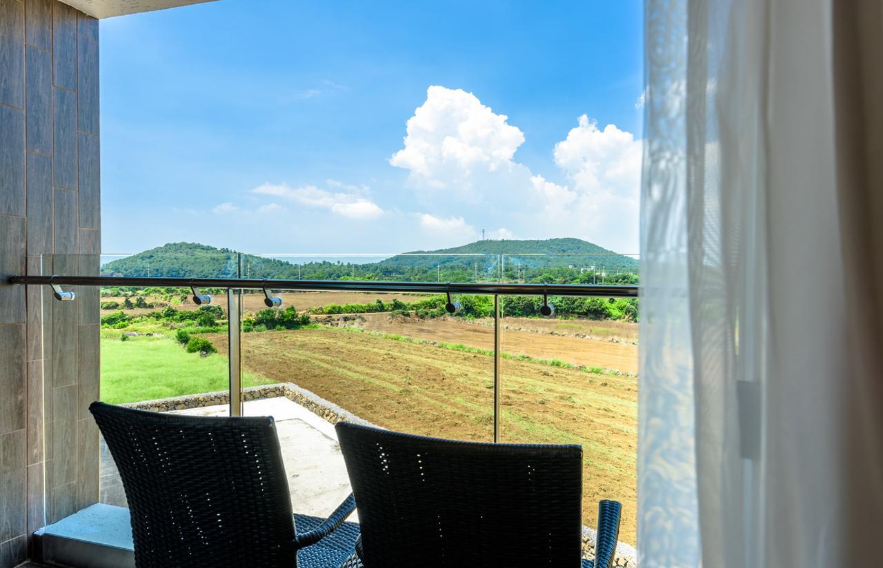 Thira Hotel Seogwipo Zewnętrze zdjęcie