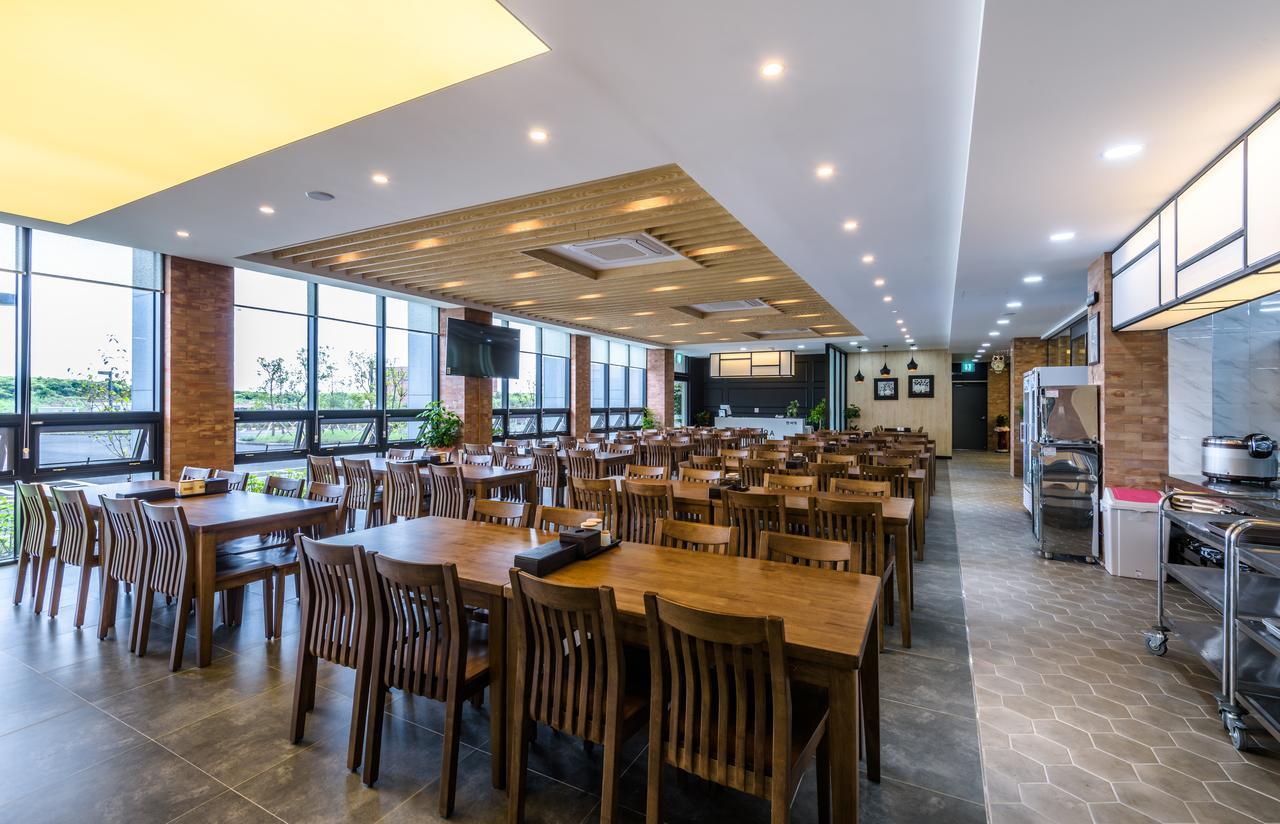 Thira Hotel Seogwipo Zewnętrze zdjęcie